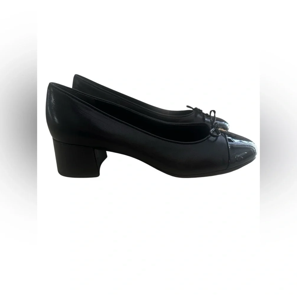 TORY BURCH BLACK CAP TOE PUMP HEEL | 8